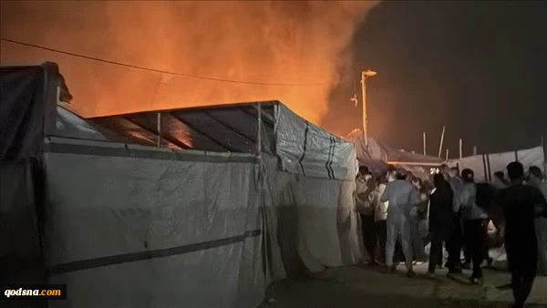 Following Khan Yunis massacre,

Zionist army marks another day of ceasefire violations