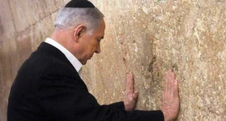 حماس: اقتحام نتنياهو حائط البراق خطوة استفزازية لفرض التهويد