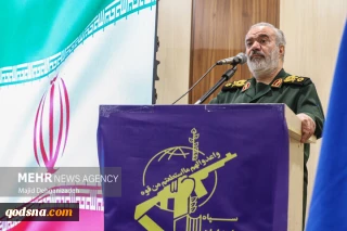 العميد فدوي: لم تنجح مؤامرات الأعداء ضد الجمهورية الإسلامية الإيرانية وهذا دليل على قوة ثورتنا