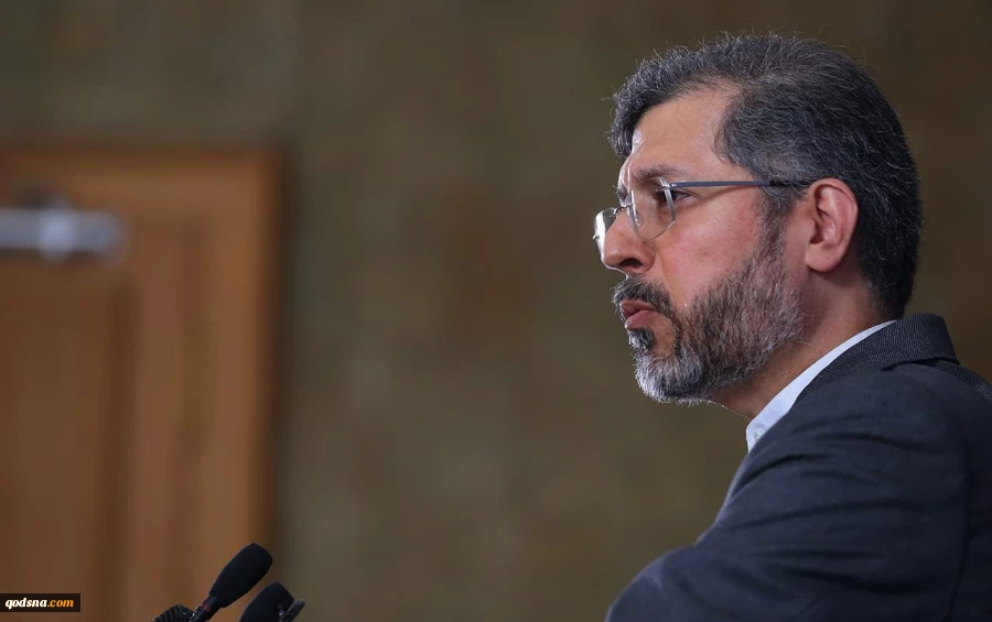 کنفرانس بین‌المللی «سپهبد حاج قاسم سلیمانی؛ دیپلماسی و مقاومت»
خطیب زاده: شهید سلیمانی جریانی را در منطقه به وجود آورد که غیرقابل حذف شدن است 2