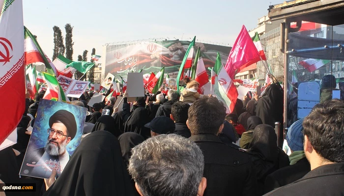 مسيرات شعبية كبرى في طهران ضد أعمال الشغب والمخربين 11