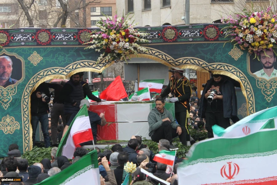 تشیع با شکوه شهدای مردمی و مدافع امنیت 21