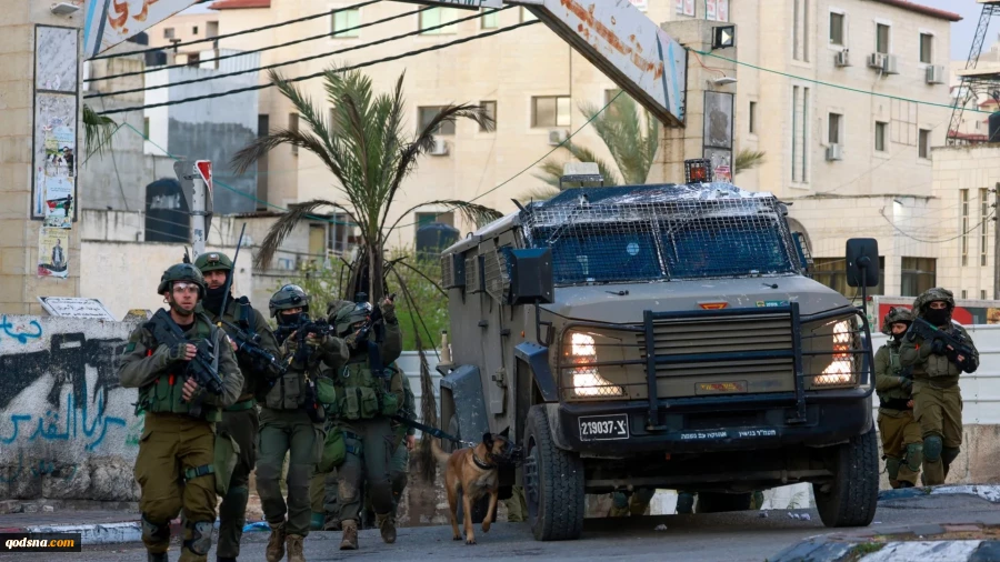 ادامه تجاوزات اشغالگران به کرانه باختری/  صهیونیستها فرزندان یک خانواده فلسطینی را وادار به تخریب منزلشان کردند 2