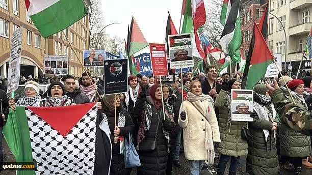 تظاهرات گسترده در برلین در حمایت از فلسطین و اسرای فلسطینی در زندان‌های رژیم صهیونیستی
 2