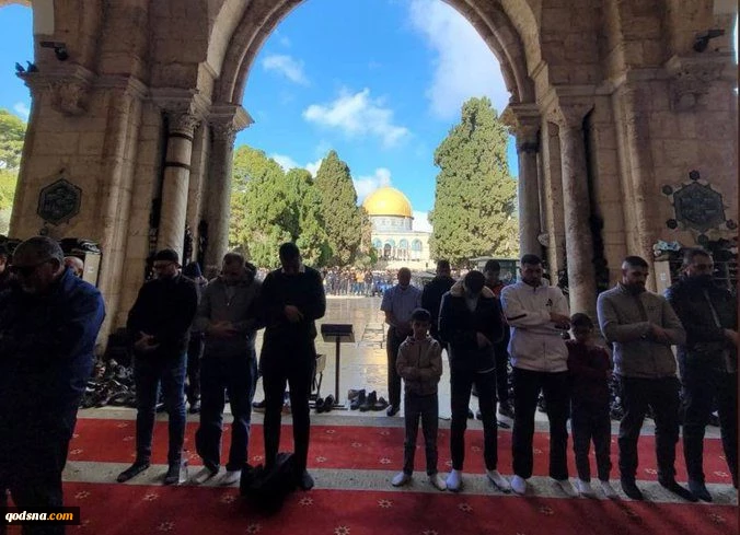 Hamas urges increased presence at Al-Aqsa as Israel restricts worshippers