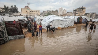 Gaza Municipality: Hundreds of displacement tents flooded as overcrowded areas face worsening health and environmental conditions