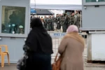 تشدید اقدامات خصمانه و مانع تراشی اشغالگران در قدس اشغالی و مسجدالاقصی/ پافشاری فلسطینیان برای حضور در دومین نماز جمعه ماه رمضان 2