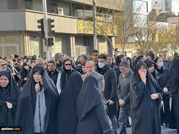 تصاویر از جمعیت عزاداران رهبر انقلاب از  قاب دوربین خبرنگار خبرگزاری قدس (1) 2