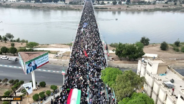 تشييع مهيب للأميرال شمخاني في الأهواز بمشاركة واسعة من أبناء العشائر 2