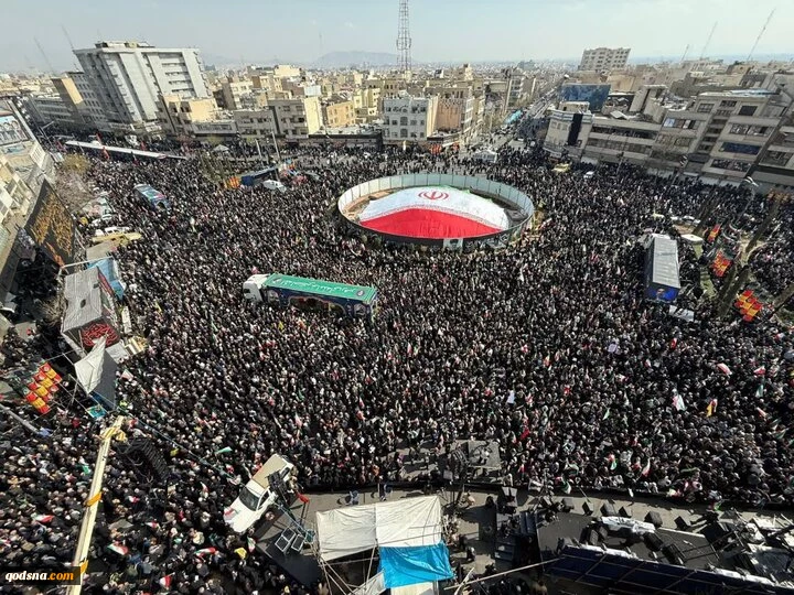 مراسم تشييع جثامين شهداء مدمرة دنا والشهيدين لاريجاني وسليماني في طهران 2