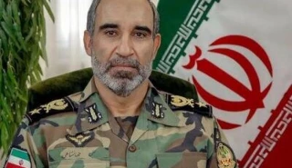 فرمانده نیروی زمینی ارتش خطاب به سران آمریکا:

سربازان شما را به ماقبل حجر می‌فرستیم