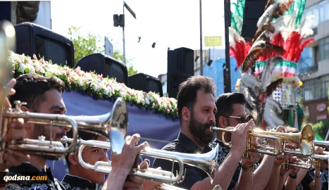 مواكب عزاء اربعينية القائد الشهيد تنطلق في طهران وارجاء البلاد