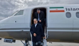 گزارش عراقچی از رایزنی ها در پاکستان و عمان