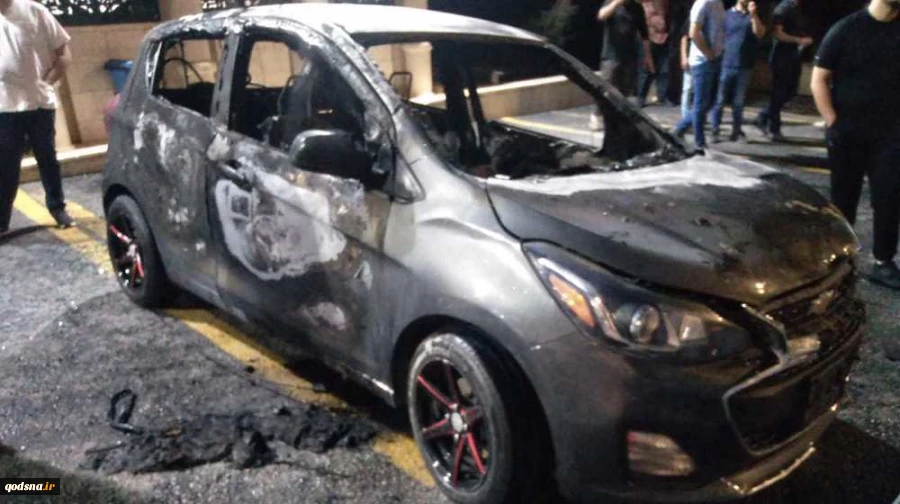 Zionist settlers burn Palestinian cars, target mosque in fresh West Bank attacks