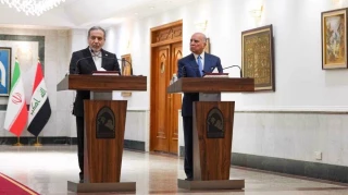 Only Iran in charge of reopening Hormuz Strait: FM Araghchi
