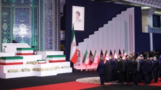 Iranian officials, world leaders and high-ranking delegations pay tribute to martyred Leader in Tehran