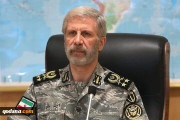 قائد الجيش الايراني يؤكد على معاقبة قتلة القائد الشهيد 2