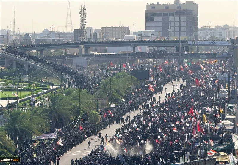 حشود مليونية في مراسم تشييع جثمان قائد الثورة الإسلامية الشهيد في العراق + صور 2