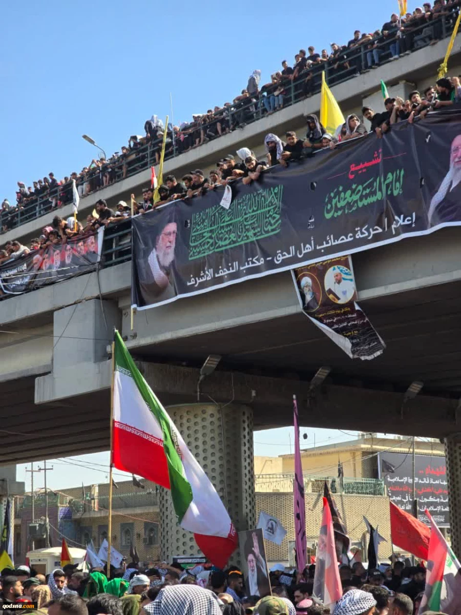 برگزاری مراسم تشییع میلیونی پیکر رهبر شهید امت در عراق

قائد شهید امت در بدوش میلیون ها عراقی تشییع شد + فیلم و عکس 4