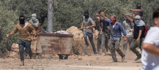 Hamas condemns W. Bank settler violence, accuses Zionist army of complicity