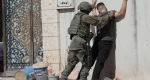 یورش گسترده نظامیان صهیونیست به مناطق مختلف کرانه باختری؛ چند فلسطینی بازداشت شدند 2