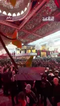 حرم حضرت عباس (ع) همزمان با حضو رهبر شهید انقلاب در این حرم مطهر